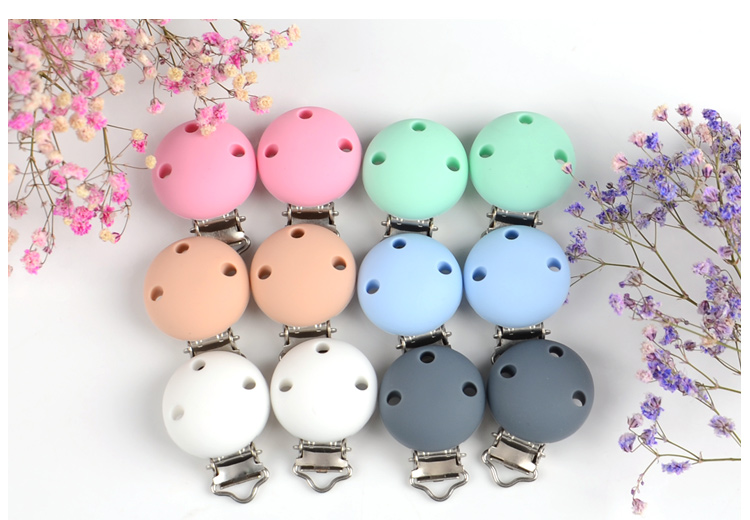 BPA Free and food grade Silicone baby Pacifier Clips chain Product Name silicone clips 17
