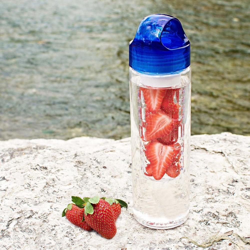 2018 New design school bpa free tritan plastic fruit infuser water bottle with straw