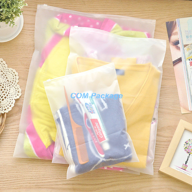 PE Plastic Zipper Bag with Own Logo for Cloth Packaging 3