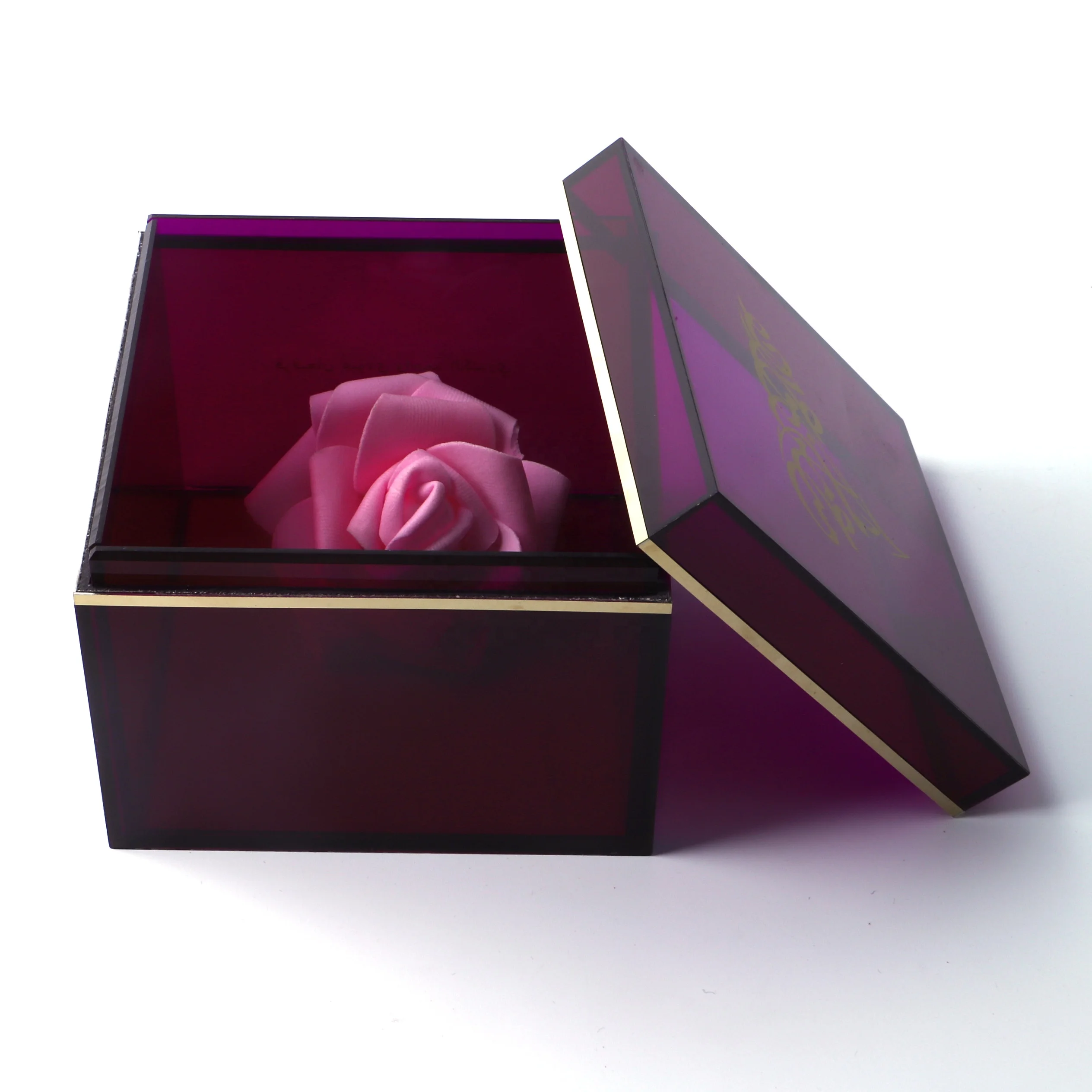 China-Custom-Color-Square-Acrylic-Jewelry-Storage