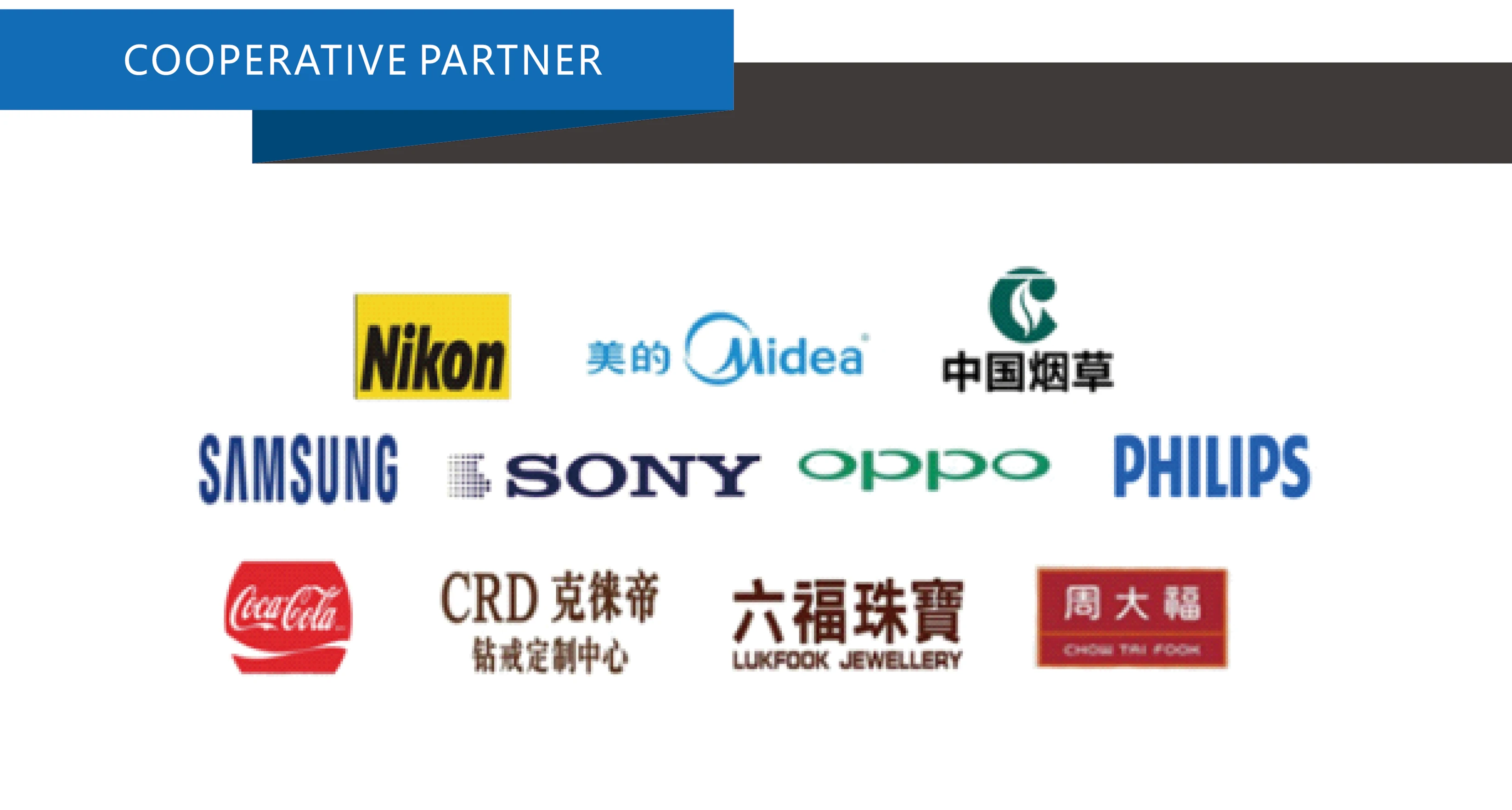 Hot Sale Rectangle Clear Acrylic Makeup Brush Display Stand With Lid 23