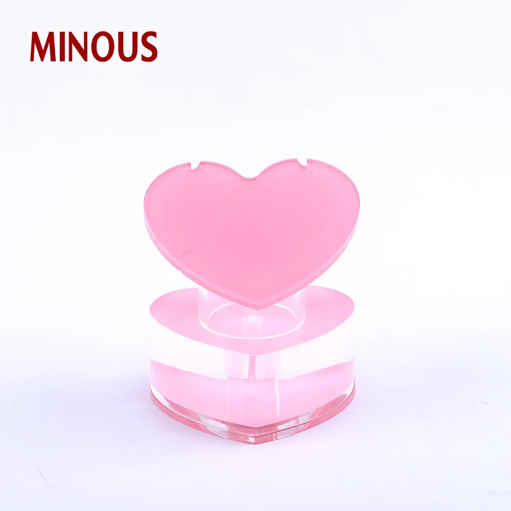 New design pink heart shape acrylic displays earrings 4