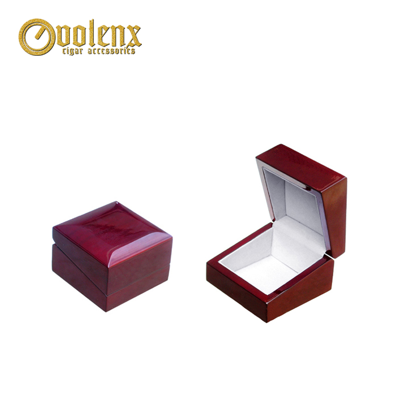 Custom Logo High-quality Wooden Small Jewelry Box/Ring Box