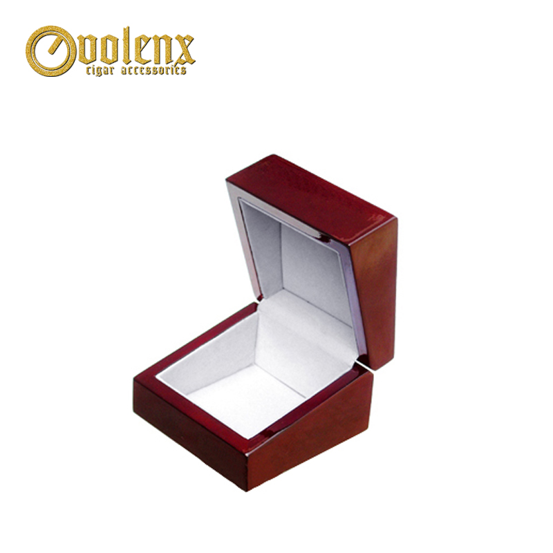 Custom Logo High-quality Wooden Small Jewelry Box/Ring Box 3