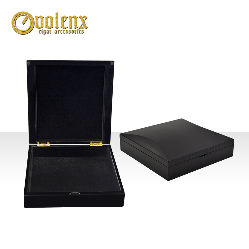 High quality high glossy black luxury jewelry box velvet