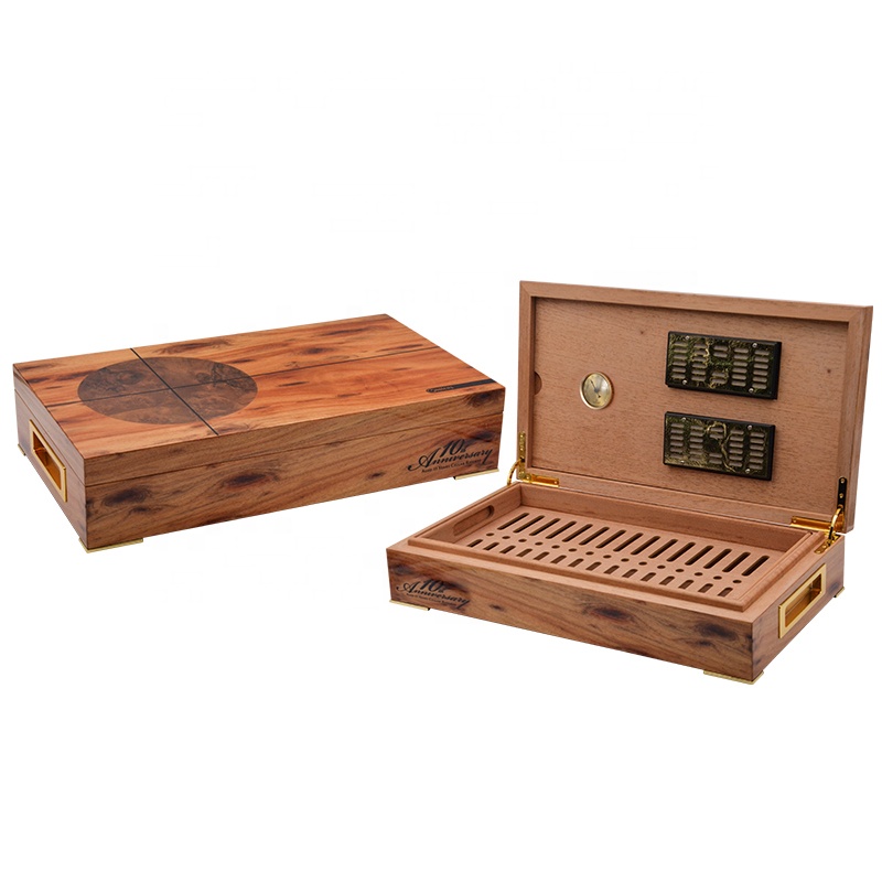 Wholesale Custom Spanish Cedar Wood Cigar Humidor with Hygrometer