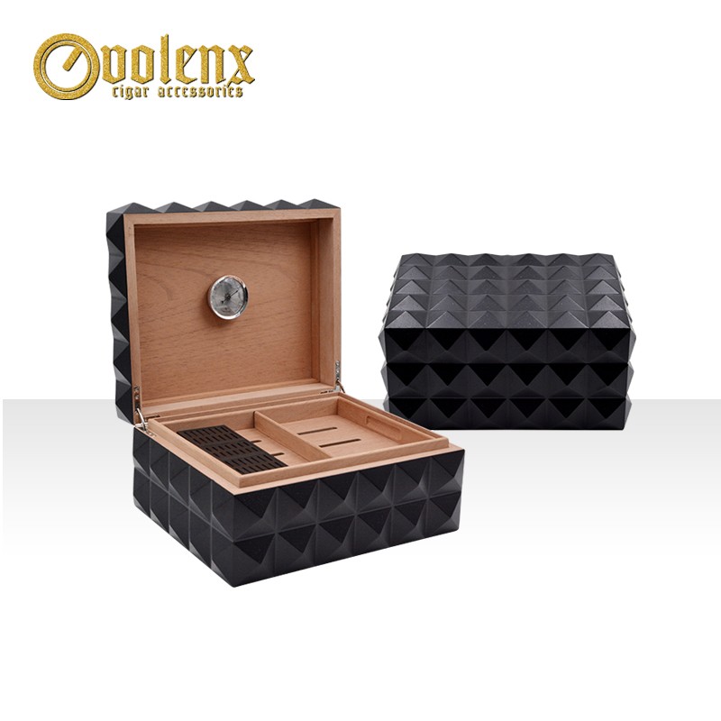 OEM design black matt finish custom logo luxury spanish cedar cigar box