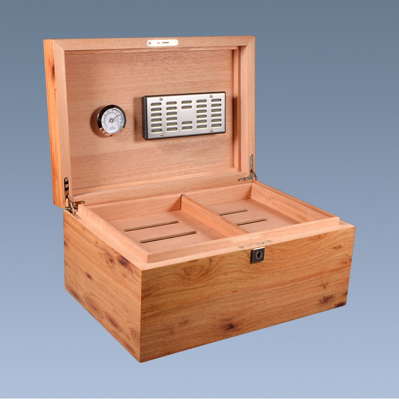 High-End Popular Design Large Capacity Manning Wooden Cigar Humidor 9