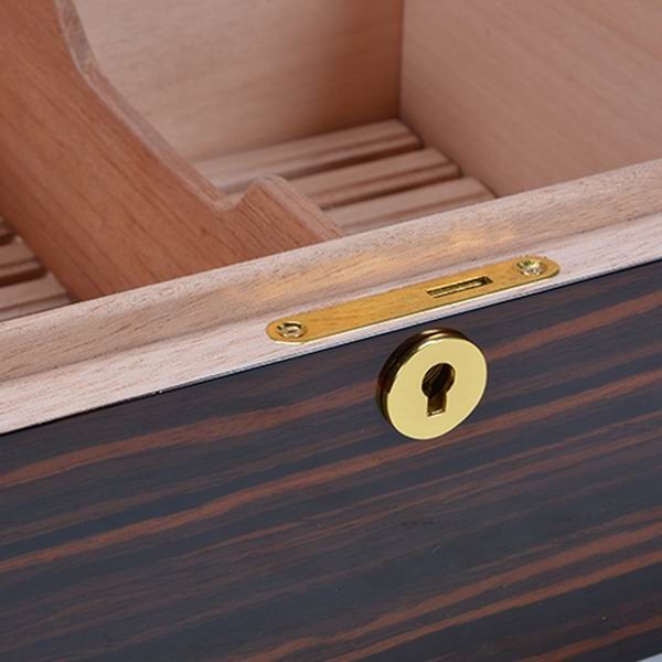 cedar wood box WLHG-0386 Details 13