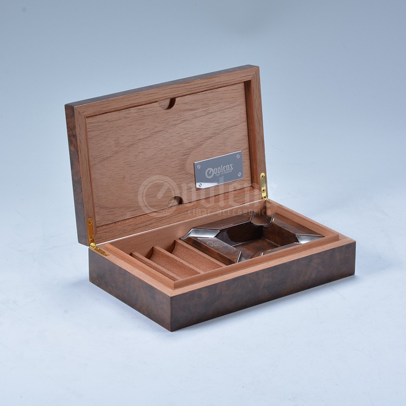2019 Wholesale luxury plexiglass wooden cigar humidor 25