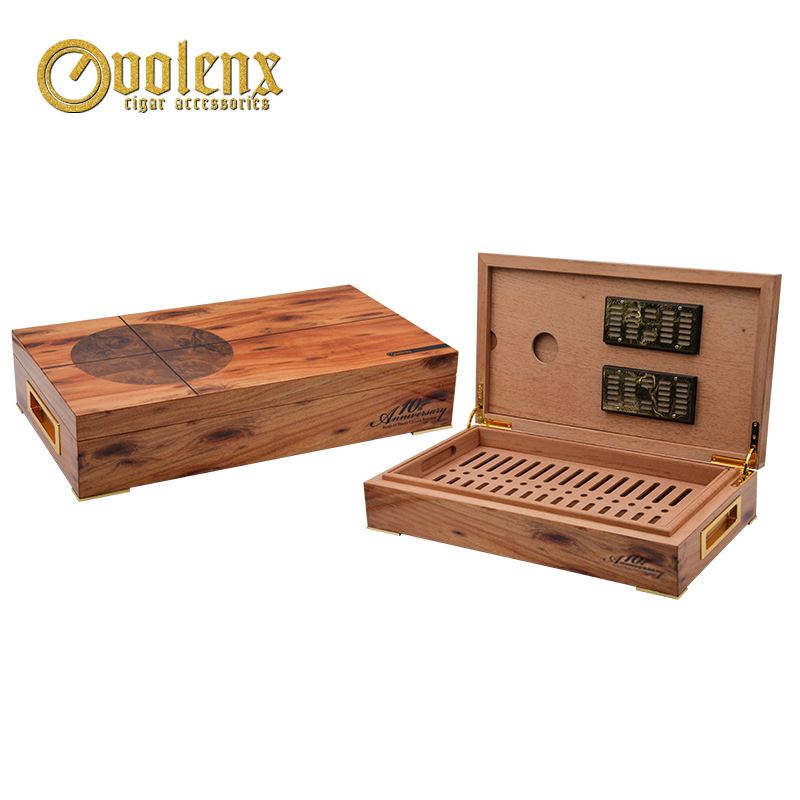 Custom Unique Design Quality Box Cedar Wood Cigar Humidor