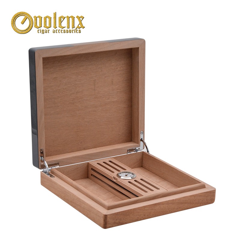 New design High Glossy humidifier Cigar Humidor wooden box 9