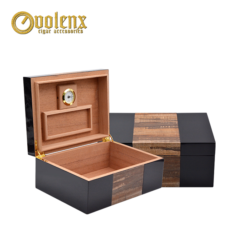 2019 New Design Wholesale Gift Box Wood Cigar Humidor 7