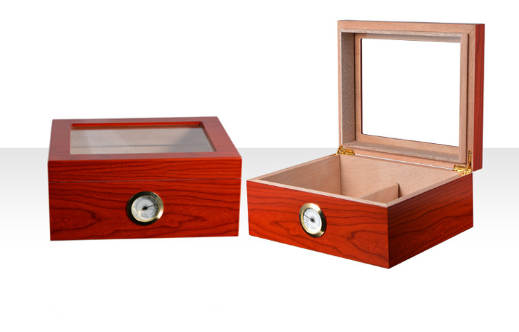 Personalized Glass Top Mahogany Wooden Box for Cigar 5