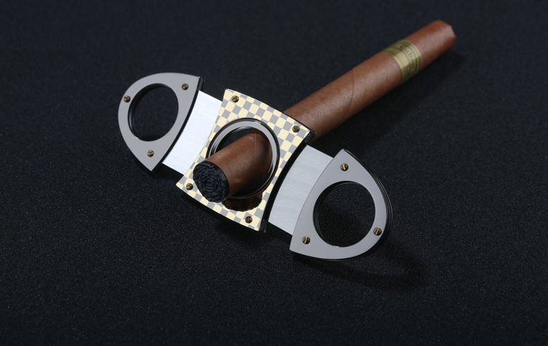 Keenness electroplate Luxury tabletop cigar cutter 11