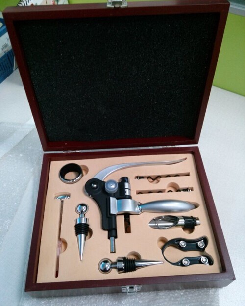 Fancy Custom corkscrew wine tool set wooden wine opener set 9