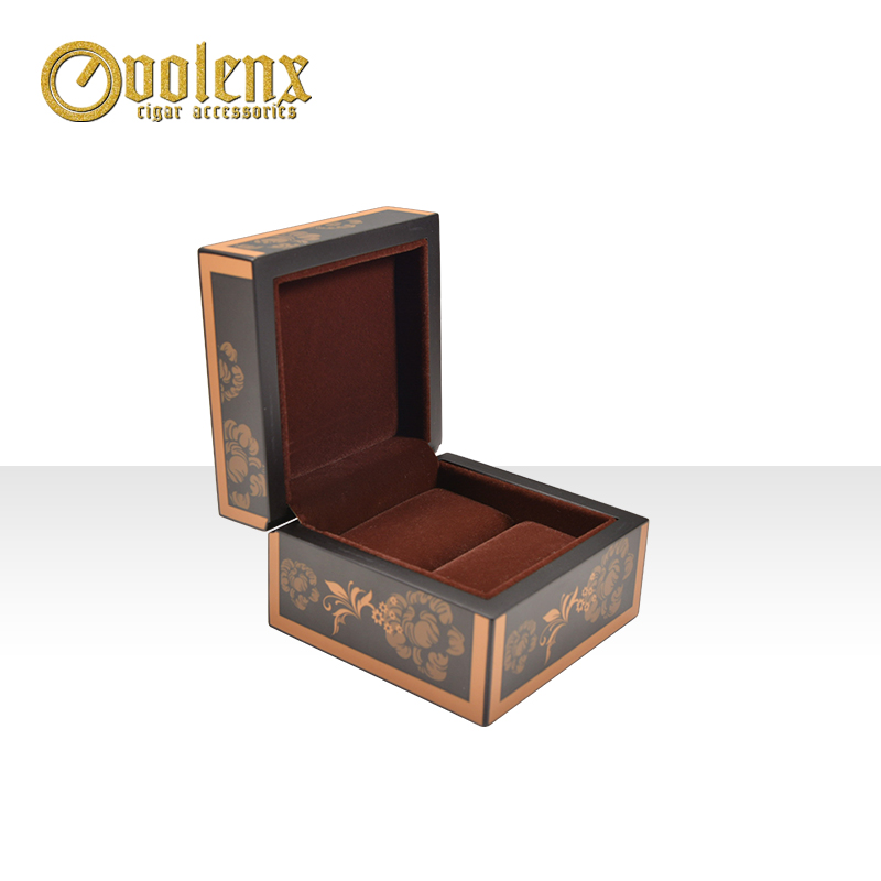 Custom Logo Chinese Luxury Antique Wooden Jewelry Ring Boxes