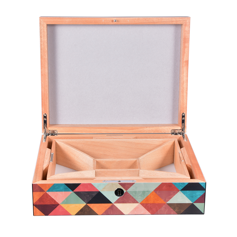 wooden jewelry packaging box WLJ-0384 Details 6