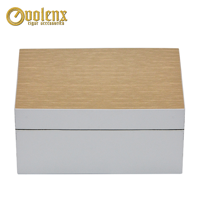 Custom Design Wooden White Empty Perfume Box Packaging 3
