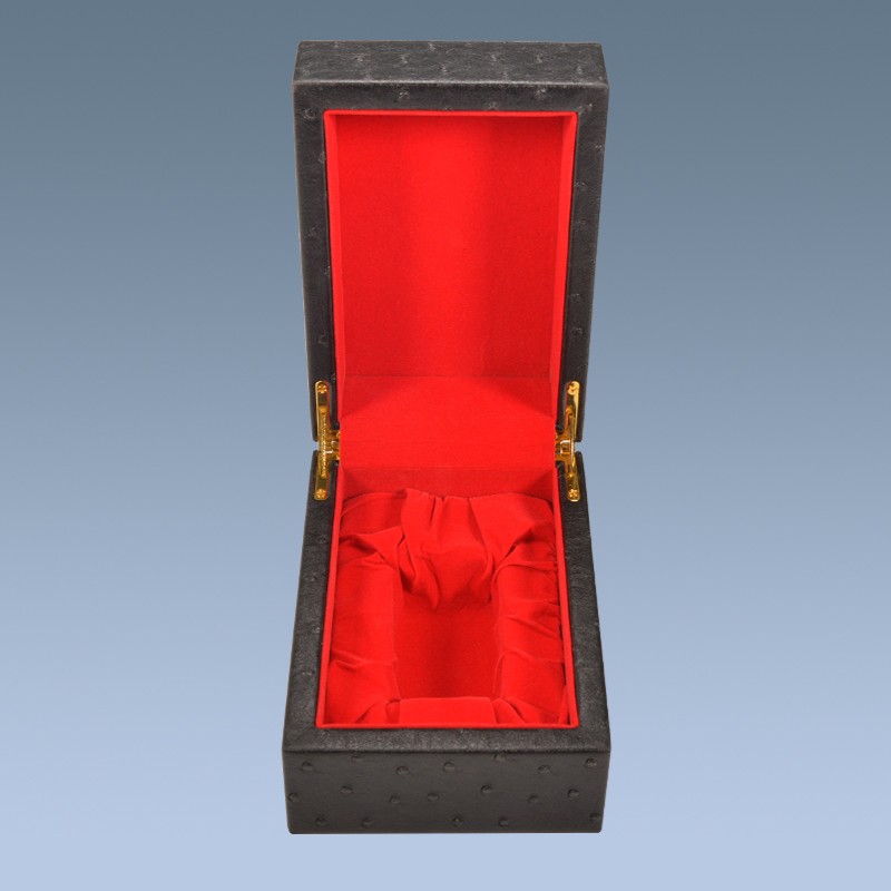  High Quality wooden jewelry packaging box 9