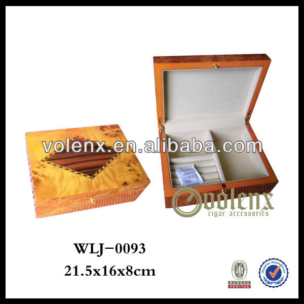 handmade decorative ceramic jewelry box WLJ-0029 Details 7