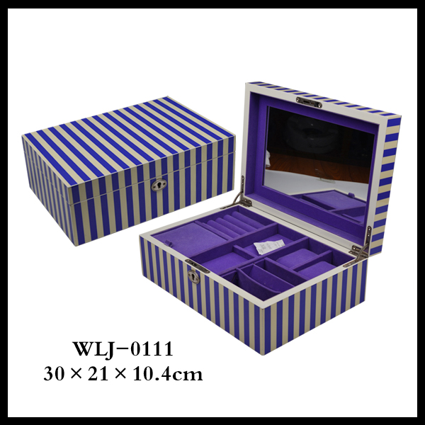 wooden jewelry box WLJ-0119 Details