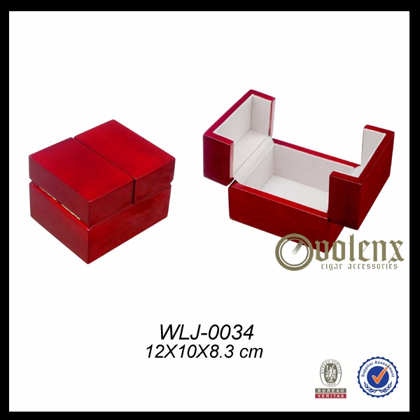 Wooden Single Ring Box 13