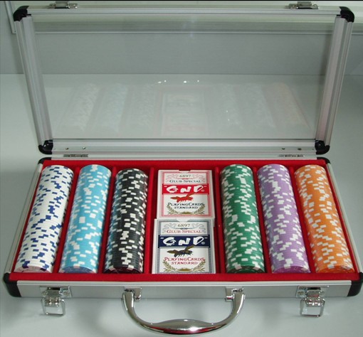  High Quality Professional Clear Glass Top 500pcs Poker Set in Wooden Box 7