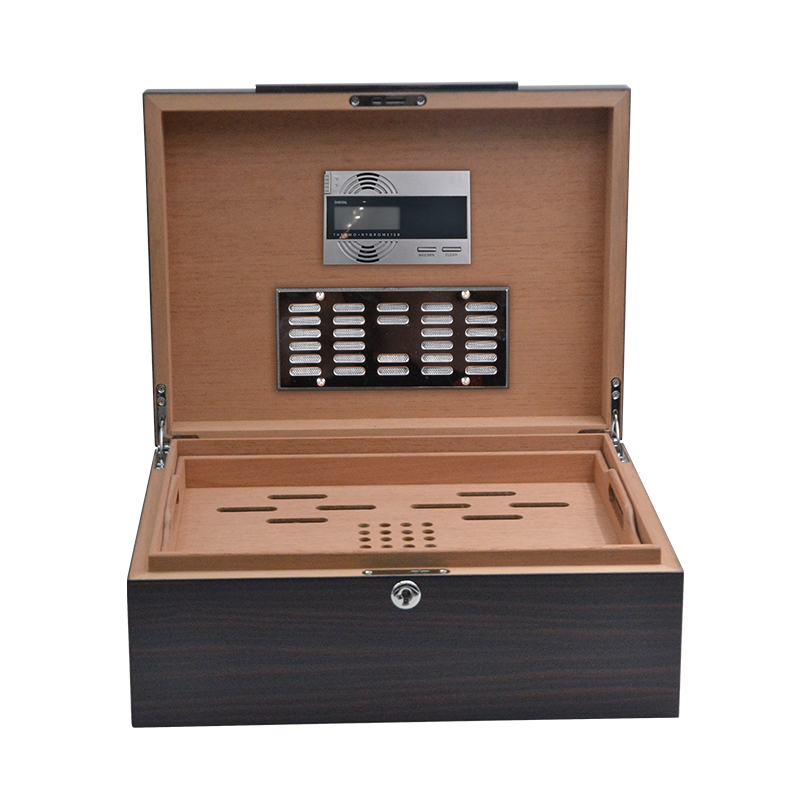 Customized size wood cigar humidor box 12