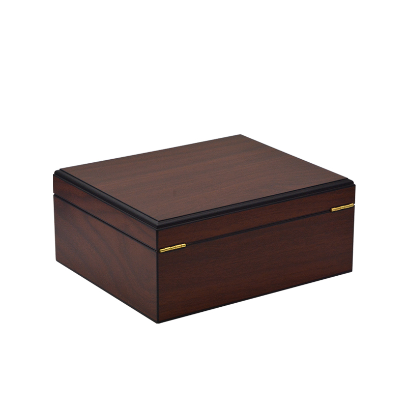 wooden cigar box with humidifier WLH-0033-2 Details 8