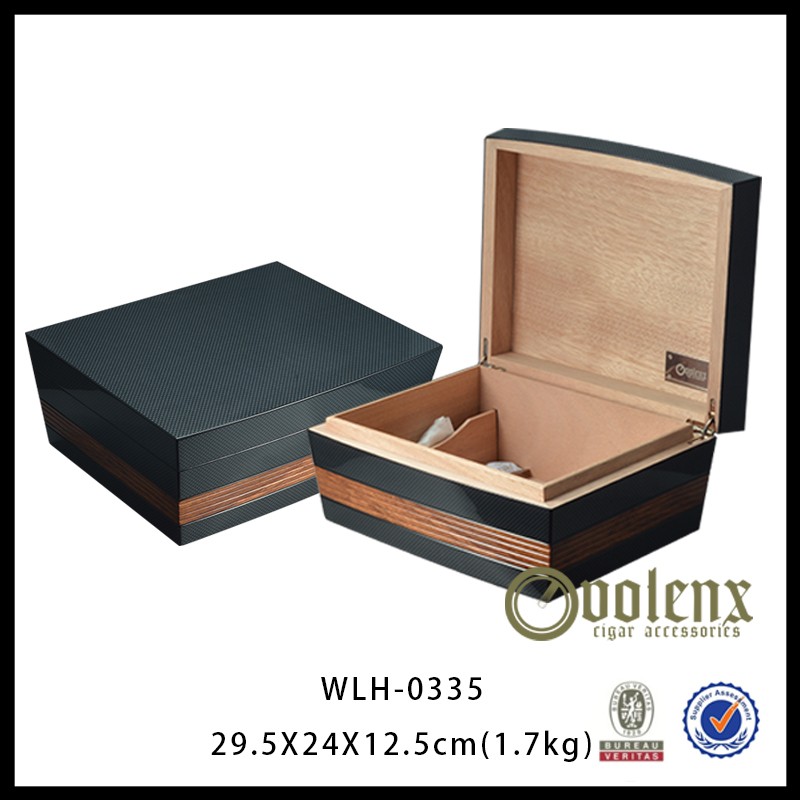 Wholesale Carbon Fiber Wooden Cigar case Humidor Box With Lock