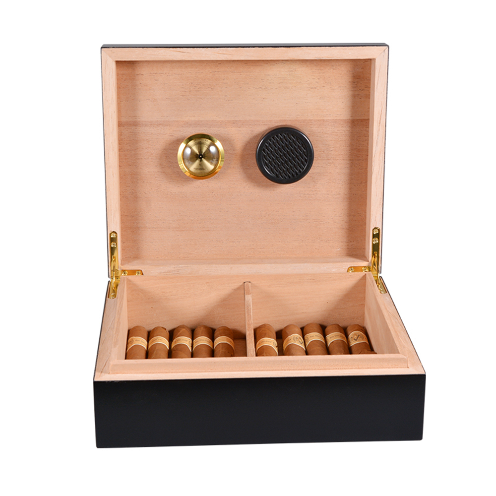 Custom logo Wholesale Spanish Cedar Wood cigar Humidor Box 12
