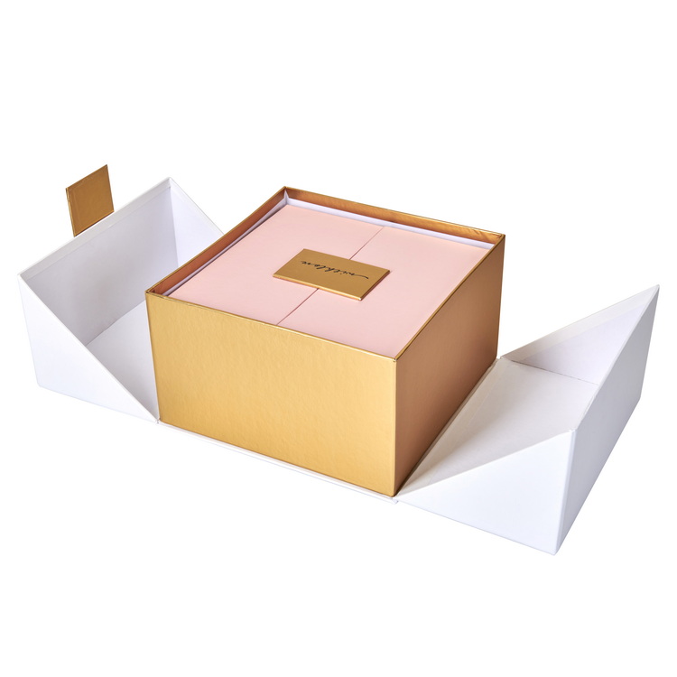 Folding Cardboard boxes.jpg