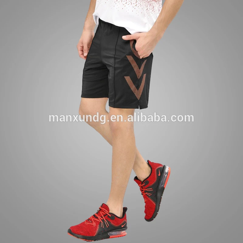  Dongguan Manxun Clothing Corporation Ltd.